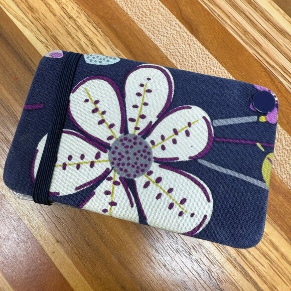 Vera Bradley Floral Nightingale Accordian Card Holder Wallet Plastic Sleeves - Picture 2 of 4